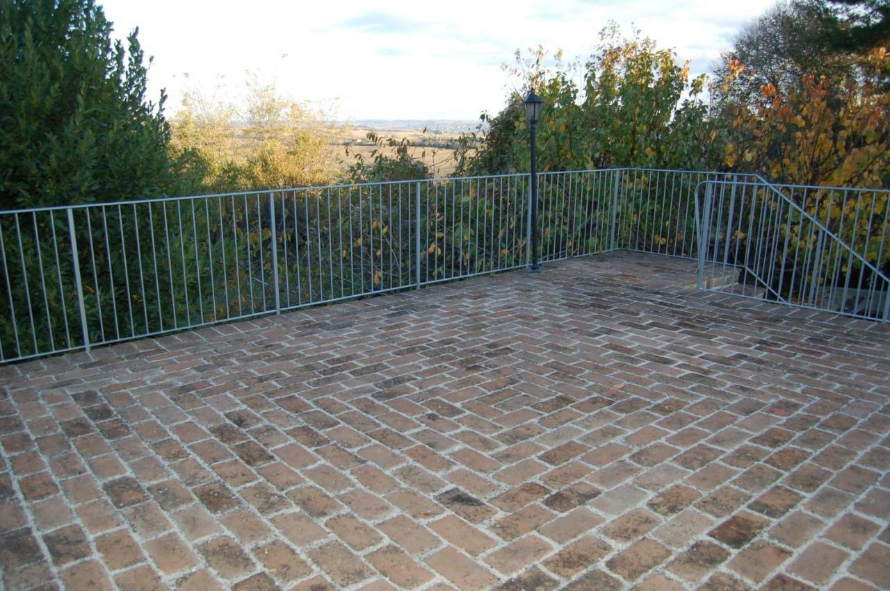 Il Poggio Villa Mombaroccio Buitenkant foto